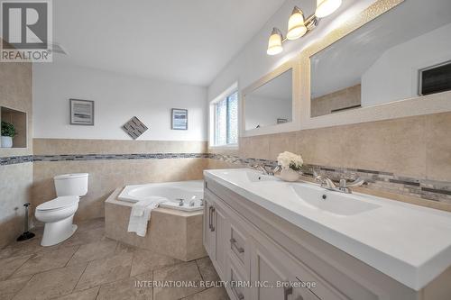 113 Fairhill Avenue, Brampton, ON - Indoor Photo Showing Bathroom