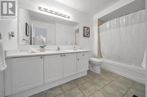 113 Fairhill Avenue, Brampton, ON - Indoor Photo Showing Bathroom