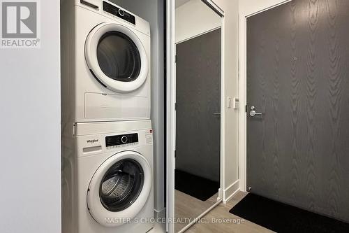 3602 - 7 Mabelle Avenue, Toronto, ON - Indoor Photo Showing Laundry Room