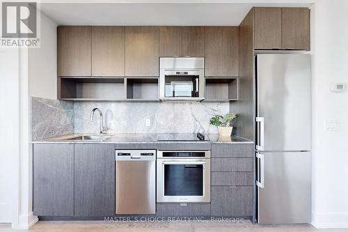 3602 - 7 Mabelle Avenue, Toronto, ON - Indoor Photo Showing Kitchen