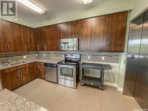 408 912 Otterloo Street, Indian Head, SK - Indoor Photo Showing Kitchen