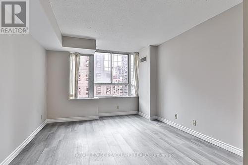 1307 - 717 Bay Street, Toronto, ON - Indoor Photo Showing Other Room