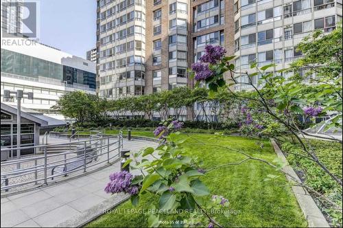 1307 - 717 Bay Street, Toronto, ON - Outdoor With Facade