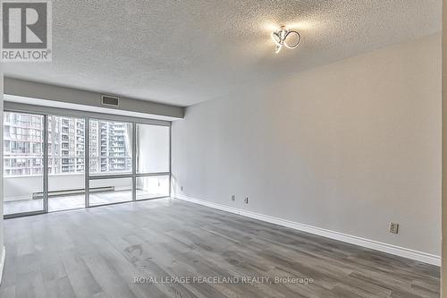 1307 - 717 Bay Street, Toronto, ON - Indoor Photo Showing Other Room