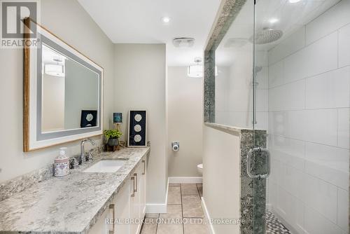 294 Sunset Beach Road, Richmond Hill, ON - Indoor Photo Showing Bathroom