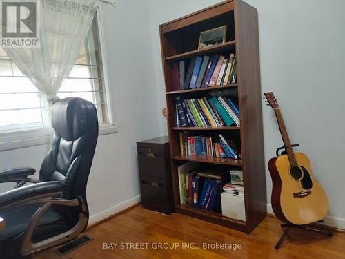 190 Santamonica Boulevard, Toronto, ON - Indoor Photo Showing Office