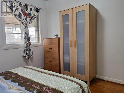 190 Santamonica Boulevard, Toronto, ON - Indoor Photo Showing Bedroom