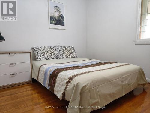 190 Santamonica Boulevard, Toronto, ON - Indoor Photo Showing Bedroom