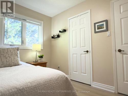 19 - 1180 Walden Circle, Mississauga, ON - Indoor Photo Showing Bedroom