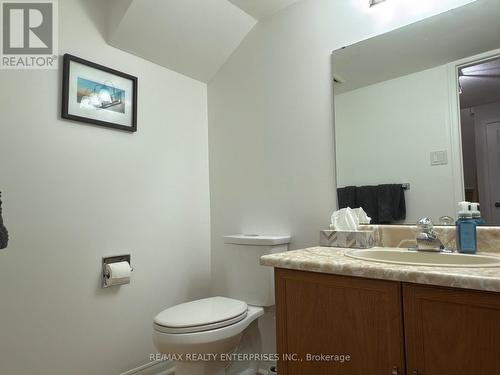 19 - 1180 Walden Circle, Mississauga, ON - Indoor Photo Showing Bathroom