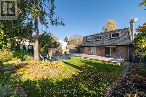 2366 Devon Road, Oakville, ON - Outdoor