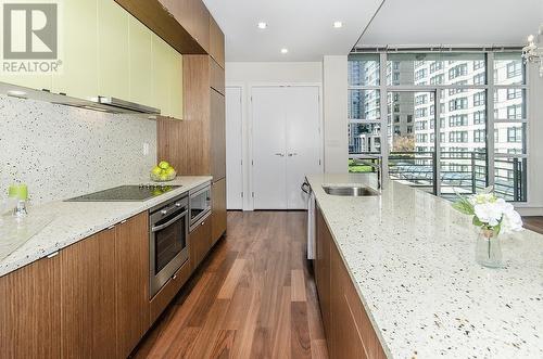 1205 Howe Street, Vancouver, BC - Indoor Photo Showing Kitchen With Upgraded Kitchen