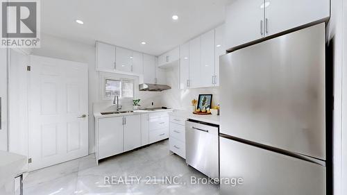 92 King Edward Avenue, Toronto, ON - Indoor Photo Showing Kitchen With Upgraded Kitchen