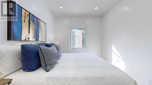 92 King Edward Avenue, Toronto, ON - Indoor Photo Showing Bedroom