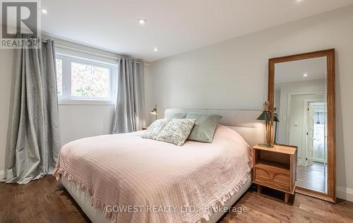 249 Cheltenham Road, Burlington, ON - Indoor Photo Showing Bedroom