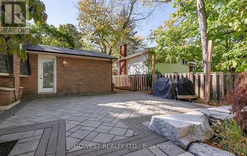 249 Cheltenham Road, Burlington, ON - Outdoor With Deck Patio Veranda