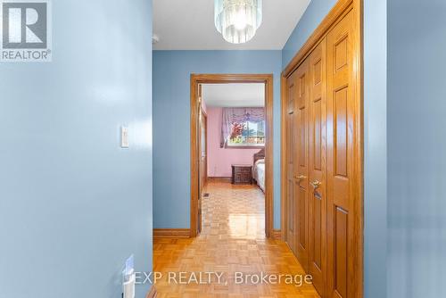 7737 Mount Carmel Boulevard, Niagara Falls, ON - Indoor Photo Showing Other Room