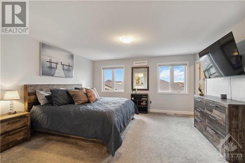 223 Station Trail, Russell, ON - Indoor Photo Showing Bedroom