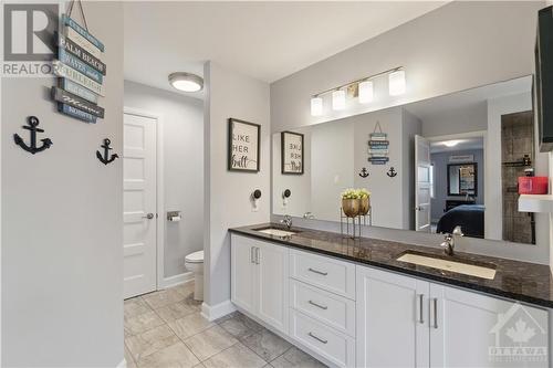 223 Station Trail, Russell, ON - Indoor Photo Showing Bathroom