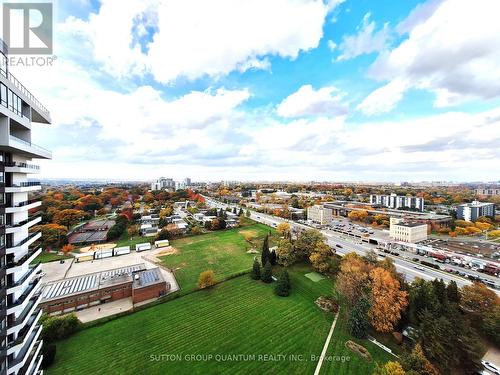 2318 - 1333 Bloor Street E, Mississauga, ON - Outdoor With View