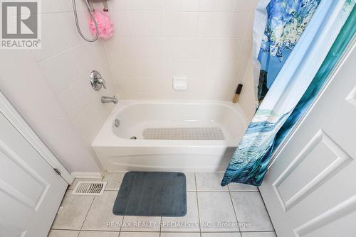 463 Dymott Avenue, Milton, ON - Indoor Photo Showing Bathroom