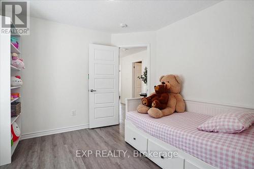 1429 Sycamore Gardens, Milton, ON - Indoor Photo Showing Bedroom