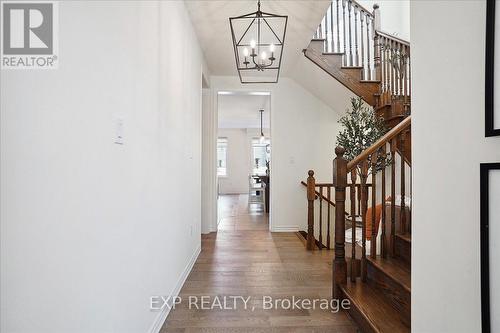 1429 Sycamore Gardens, Milton, ON - Indoor Photo Showing Other Room