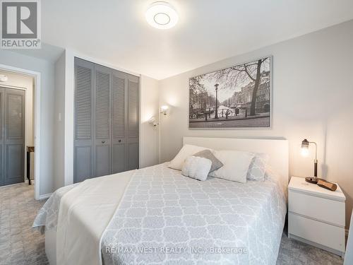 C - 150 Kingswood Drive, Kitchener, ON - Indoor Photo Showing Bedroom