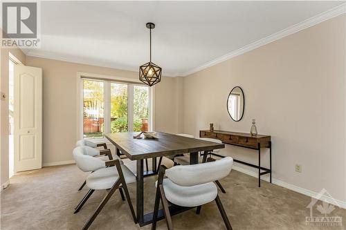 1815 Hunters Run Drive, Ottawa, ON - Indoor Photo Showing Dining Room