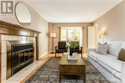 1815 Hunters Run Drive, Ottawa, ON - Indoor Photo Showing Living Room With Fireplace