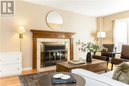 1815 Hunters Run Drive, Ottawa, ON - Indoor Photo Showing Living Room With Fireplace