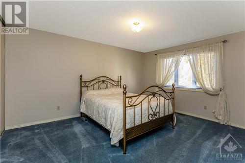 1815 Hunters Run Drive, Ottawa, ON - Indoor Photo Showing Bedroom