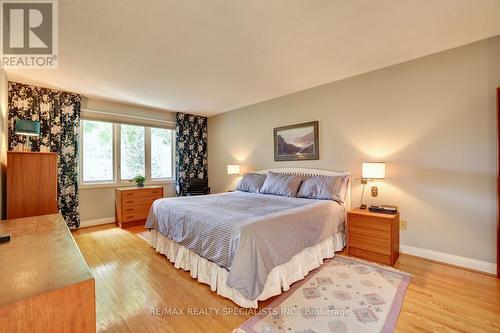 2542 King Richards Place, Mississauga, ON - Indoor Photo Showing Bedroom