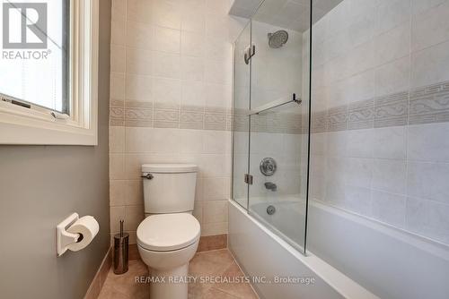 2542 King Richards Place, Mississauga, ON - Indoor Photo Showing Bathroom