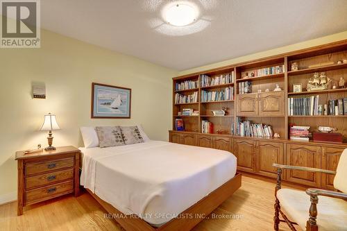 2542 King Richards Place, Mississauga, ON - Indoor Photo Showing Bedroom