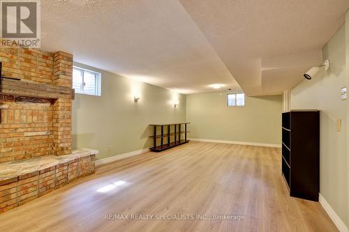 2542 King Richards Place, Mississauga, ON - Indoor