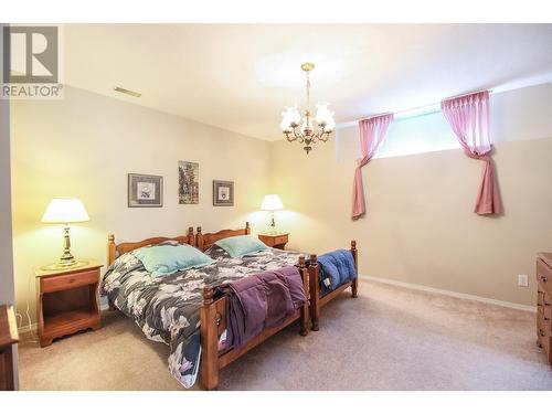 16 Yucca Place, Osoyoos, BC - Indoor Photo Showing Bedroom