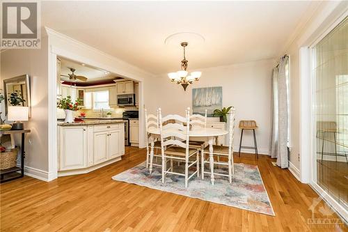 21 Glen Abbey Crescent, Ottawa, ON - Indoor Photo Showing Dining Room