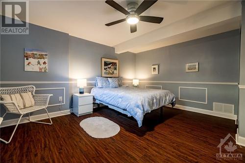 21 Glen Abbey Crescent, Ottawa, ON - Indoor Photo Showing Bedroom