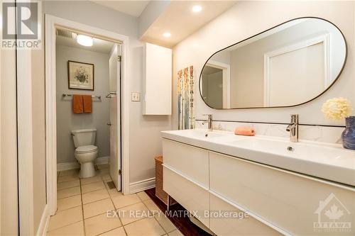 21 Glen Abbey Crescent, Ottawa, ON - Indoor Photo Showing Bathroom