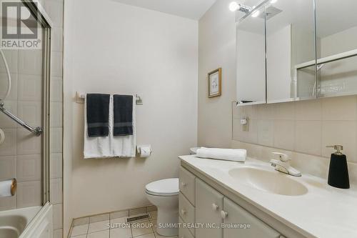 3153 Corrigan Drive, Mississauga, ON - Indoor Photo Showing Bathroom