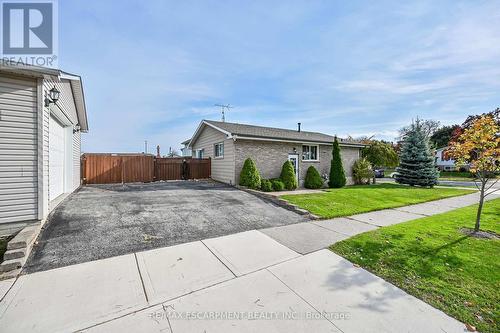 45 Chilton Drive, Hamilton, ON - Outdoor