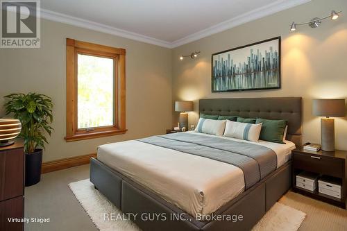 315 Pearl Avenue, Peterborough (Downtown), ON - Indoor Photo Showing Bedroom