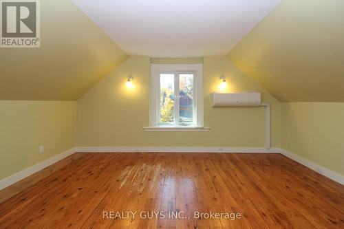 315 Pearl Avenue, Peterborough (Downtown), ON - Indoor Photo Showing Other Room