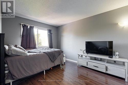 6557 Eastridge Road, Mississauga, ON - Indoor Photo Showing Bedroom