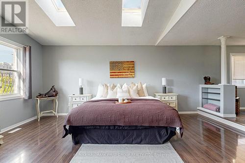 6557 Eastridge Road, Mississauga, ON - Indoor Photo Showing Bedroom