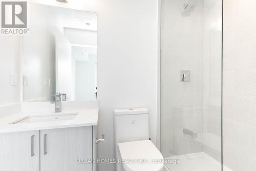 313 - 1 Cardiff Road, Toronto, ON - Indoor Photo Showing Bathroom