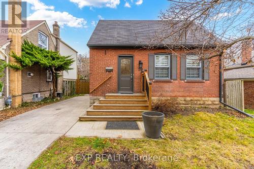 19 Albani Street, Toronto, ON - Outdoor