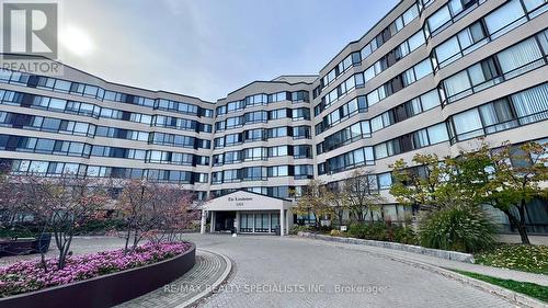 520 - 1001 Cedarglen Gate, Mississauga, ON - Outdoor