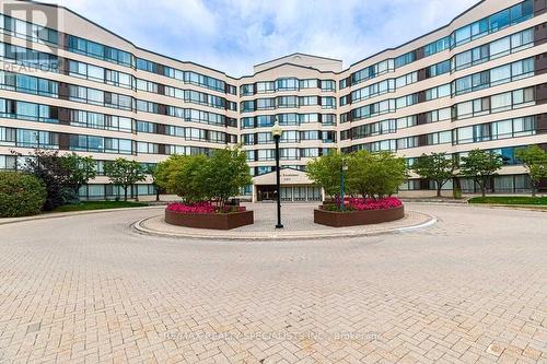 520 - 1001 Cedarglen Gate, Mississauga, ON - Outdoor With Facade